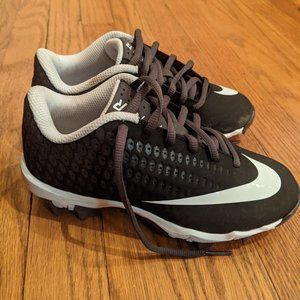 Youth Baseball Cleats